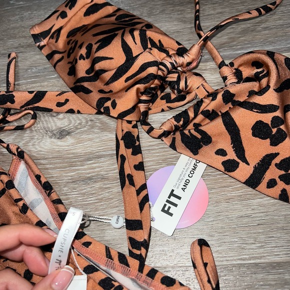 Cupshe Small Cheetah Two Piece Swim Suit - Picture 3 of 5